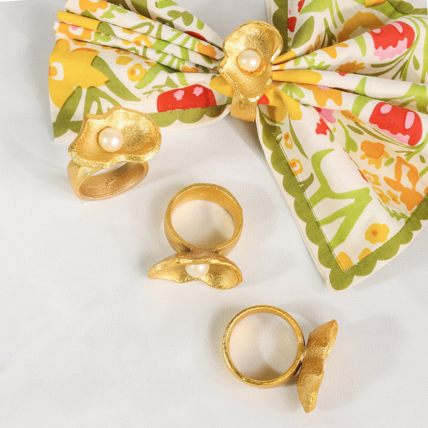 Regal Gold Pearl Napkin Ring tiramisuusa