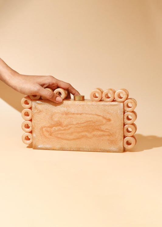 Tiramisu Orbital Glam Minaudiere tiramisuusa