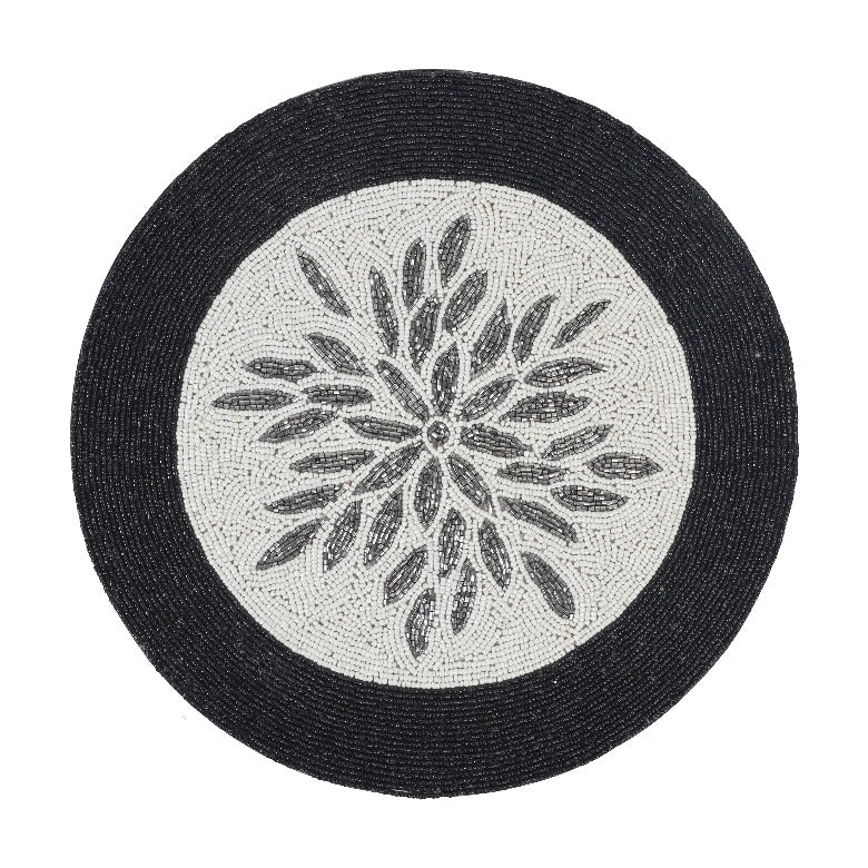 Silver Topped Beaded Placemat tiramisuusa