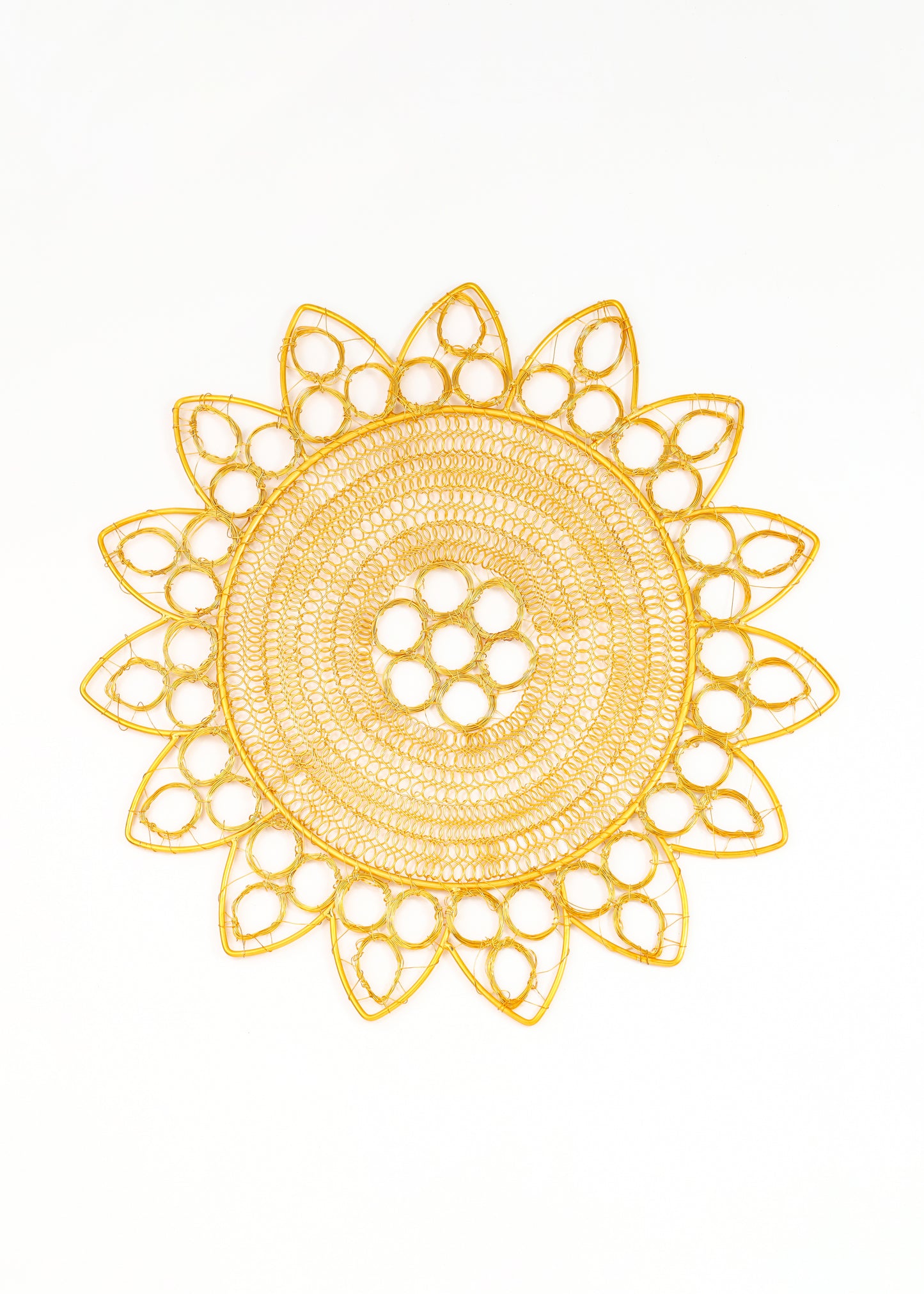 Gilded Radiance Metal Placemats