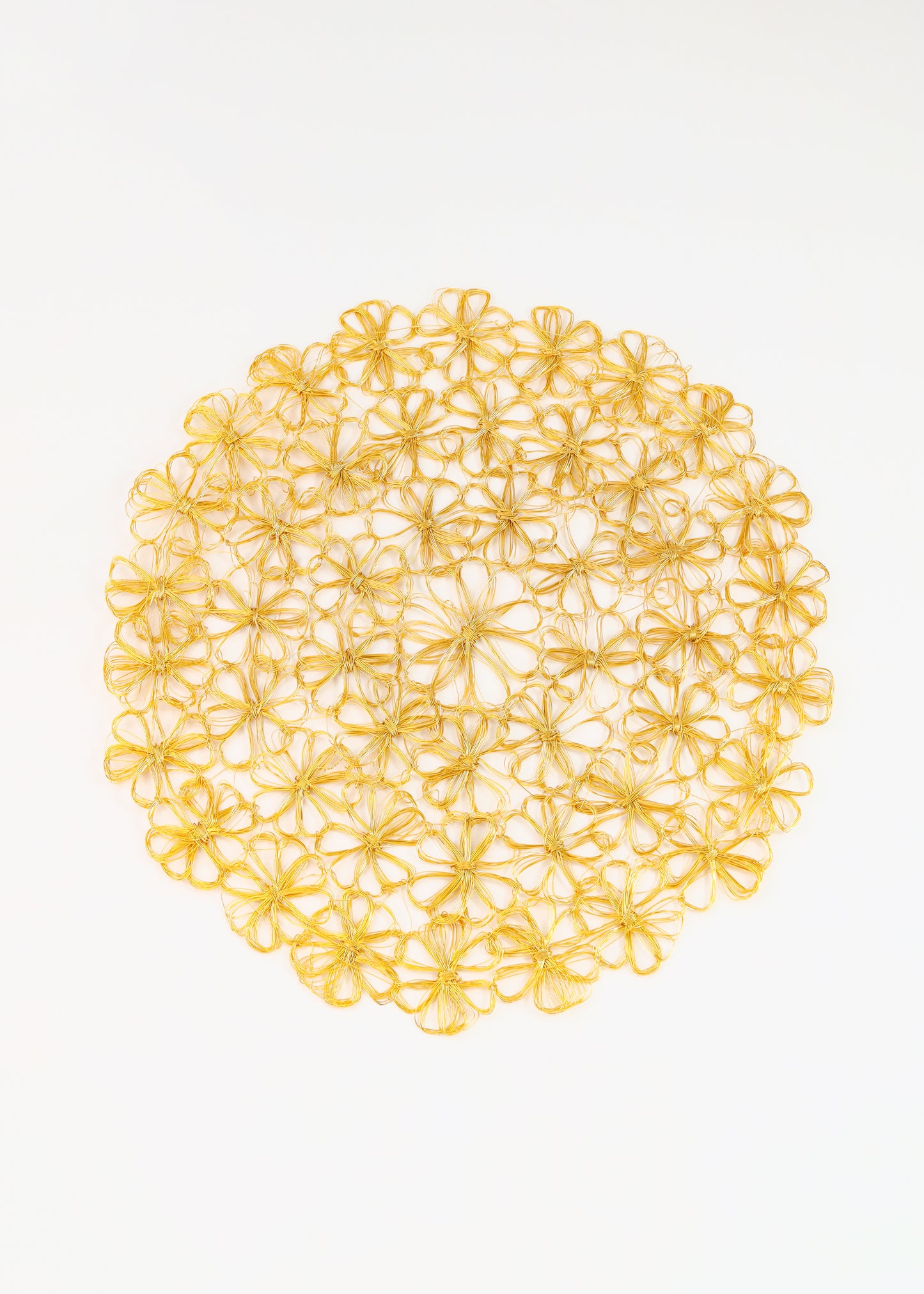 Petal Cluster Lace Metal Placemats