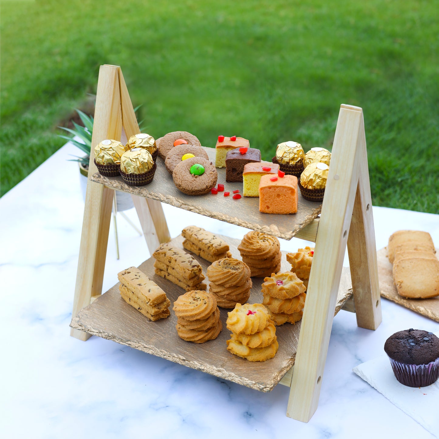 Tiramisu Two -Tier Server with Resin Slates