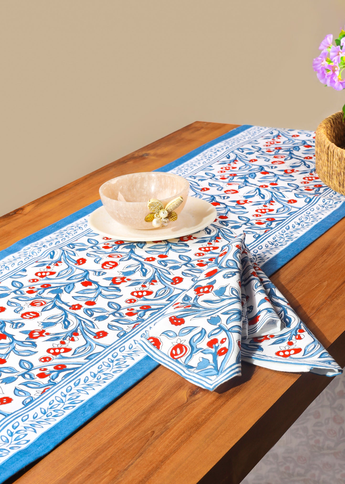 Chic Contrast Block Print Cotton Table Runner tiramisuusa