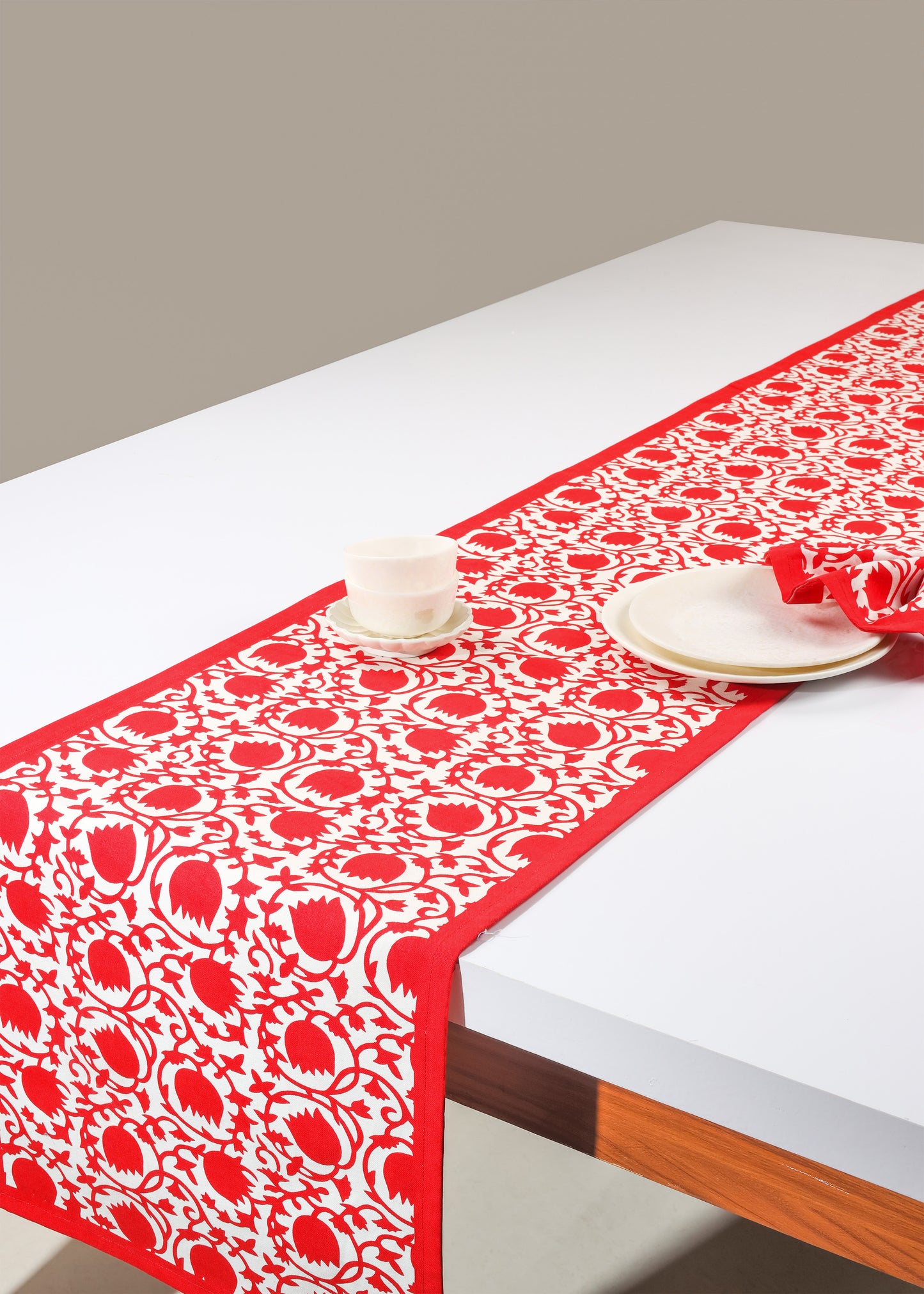 Crimson Bloom Block Print Cotton Table Runner tiramisuusa