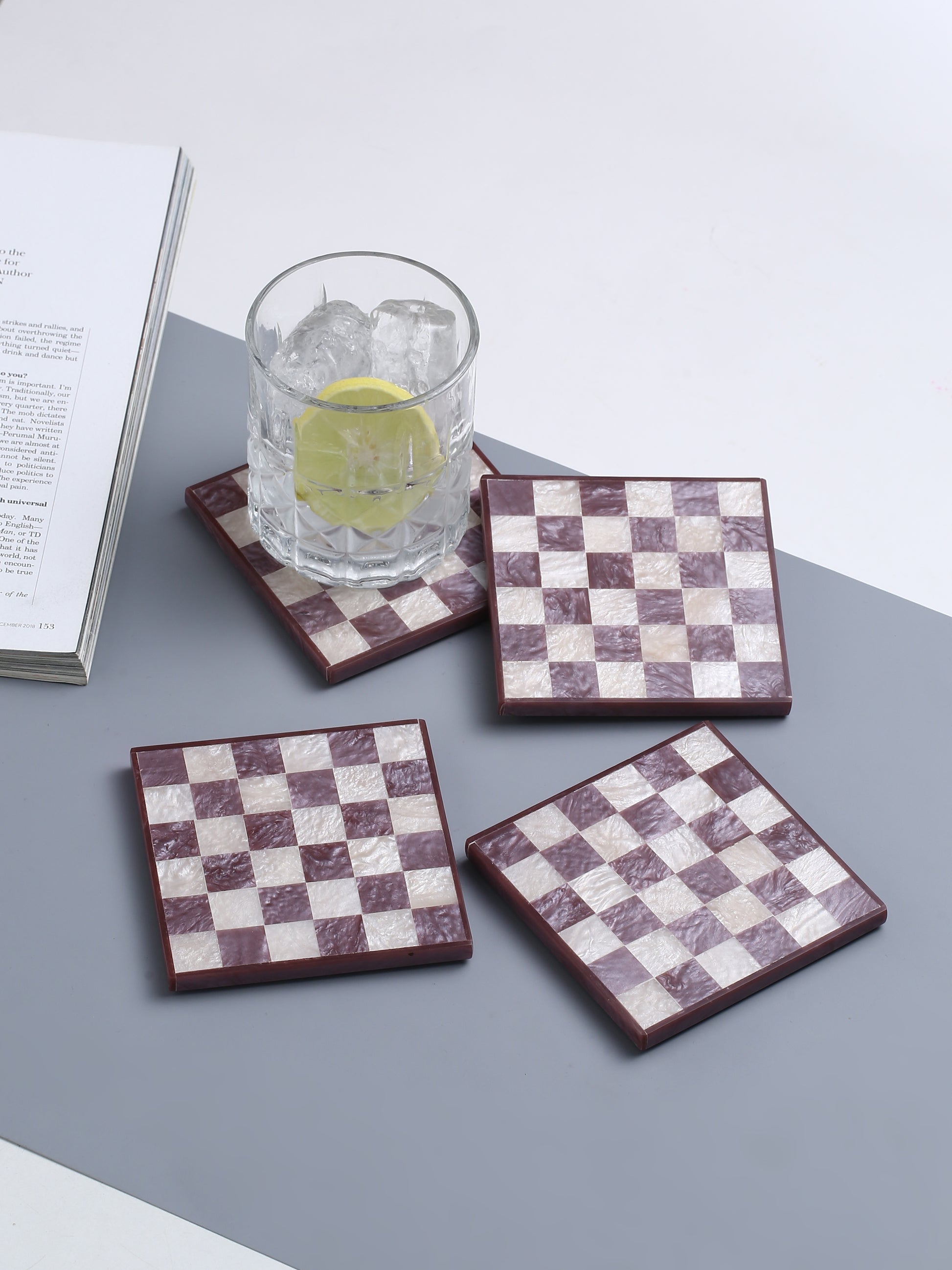 Wine Chequered Resin Coaster Set of 4 tiramisuusa