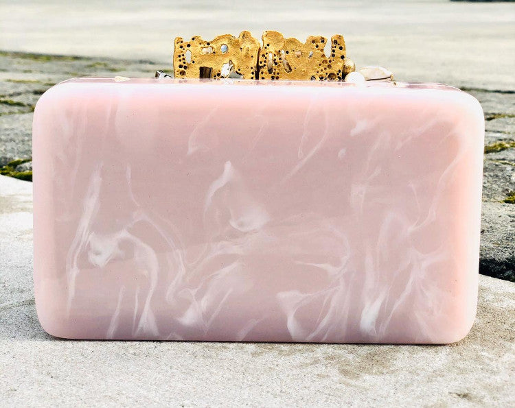 Hyams Minaudiere tiramisuusa