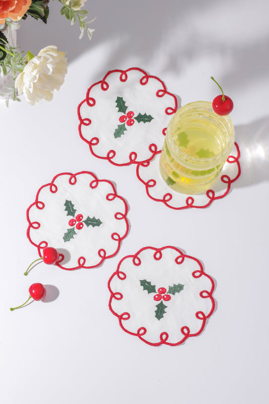 Holly Berry Charm Embroidered Cocktail Napkins – Set of 4