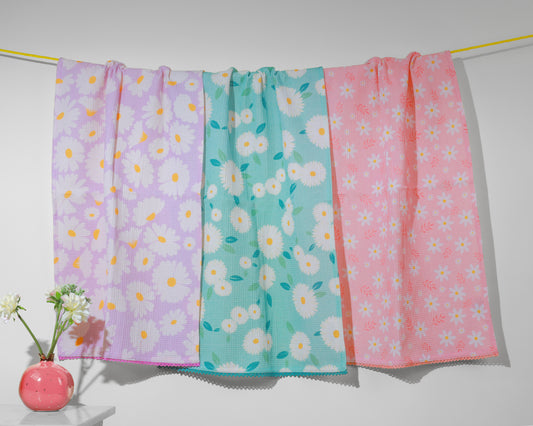 The Meadowland Daisy Kitchen Towel Set