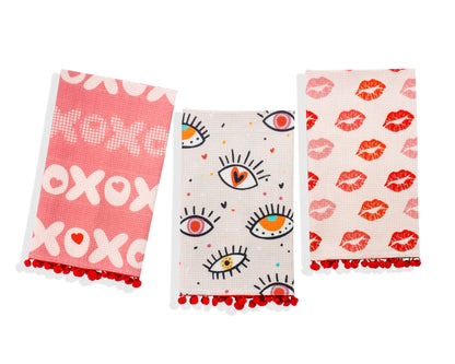 XOXO" Modern Romance Towel Set