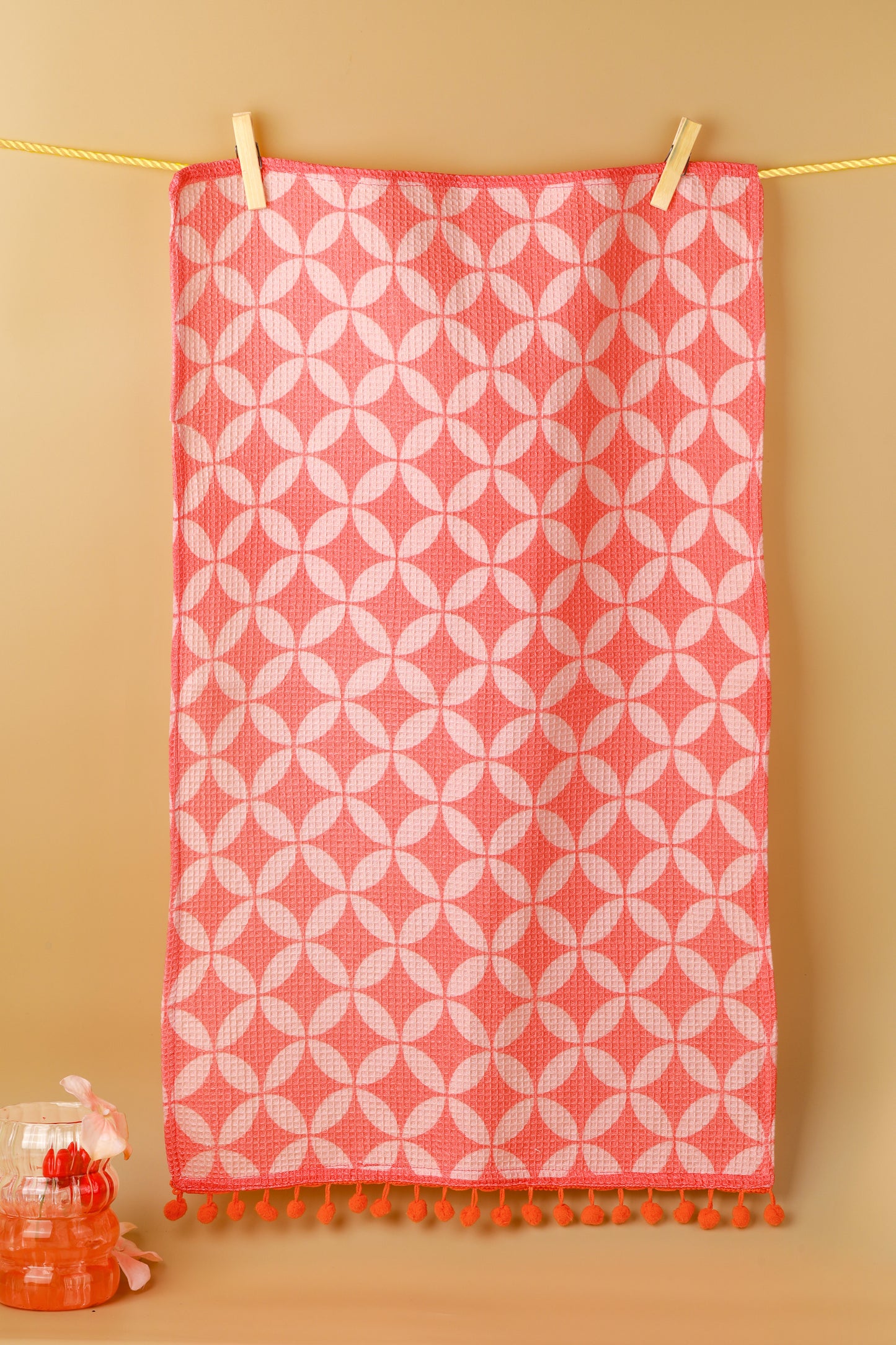 Bright Geometric Pom-Pom Towel Set