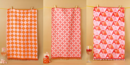 Bright Geometric Pom-Pom Towel Set