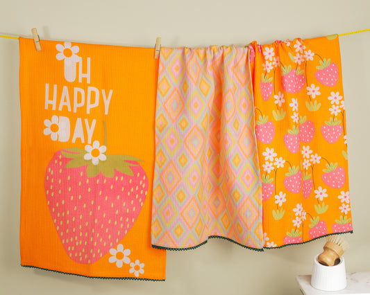 Happy Day" Strawberry Towel Set