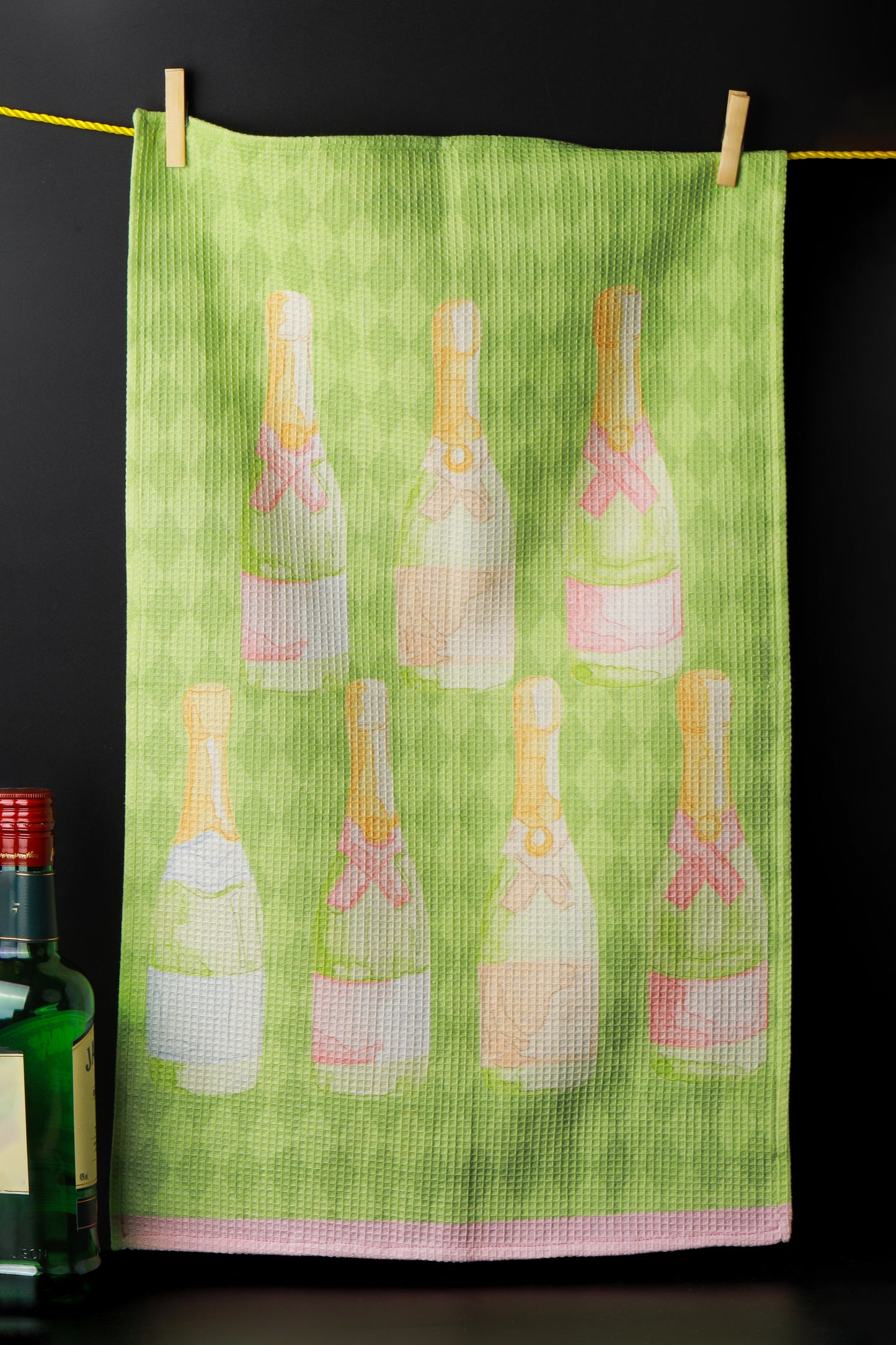 Cheers & Champagne Towel Set
