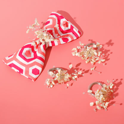 Opaline Bloom Napkin Rings – Set of 4