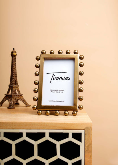 Beaded Edge Iron Picture Frame