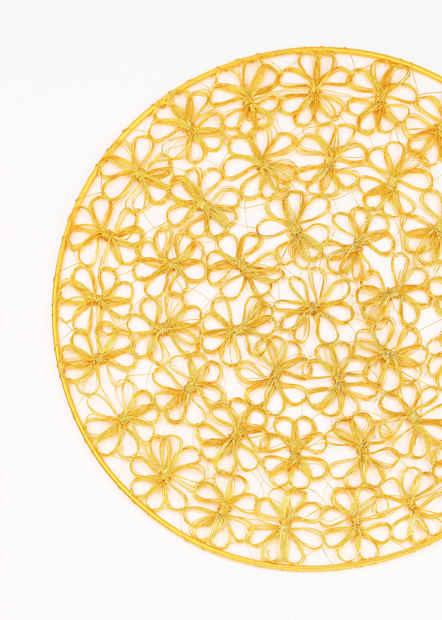 Golden Bloom Lace Metal Placemat
