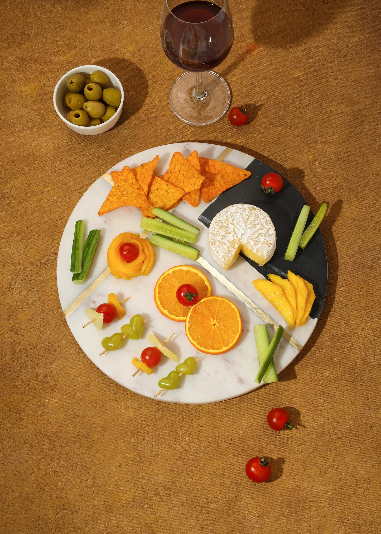 The Classic Monochrome Marble Platter