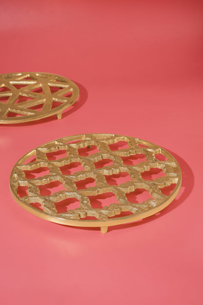 Gilded Geo Lattice Handcrafted Aluminum Trivet – 8"