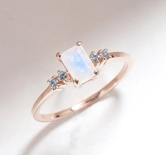 Tiramisu 0.62 Ct Moonstone London Blue Topaz Solid 10k Rose Gold Ring