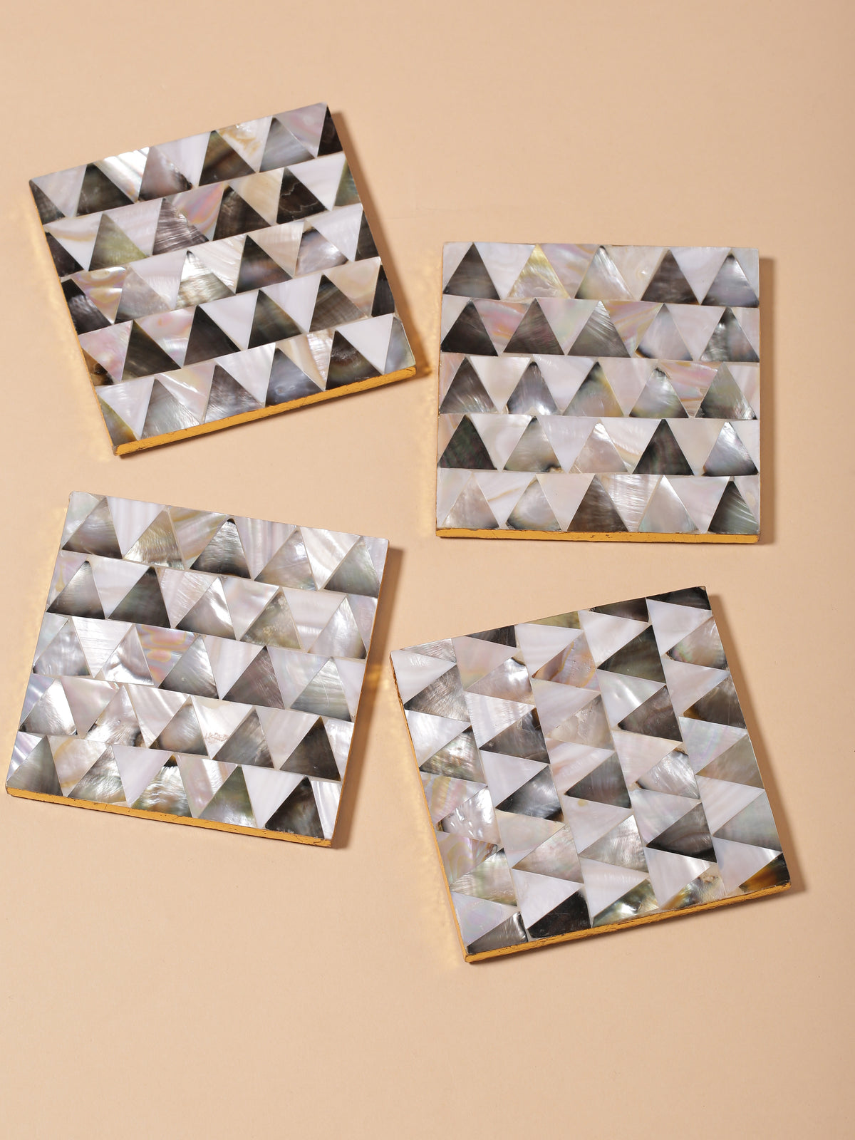 Mother of Pearl Coaster Half Diamond Pattern- Set Of 4 tiramisuusa